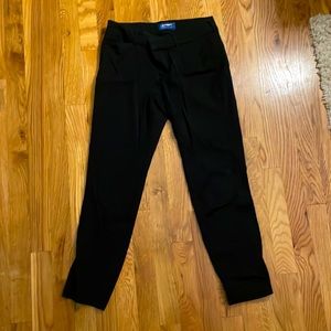Black old navy pixie pants - size 4